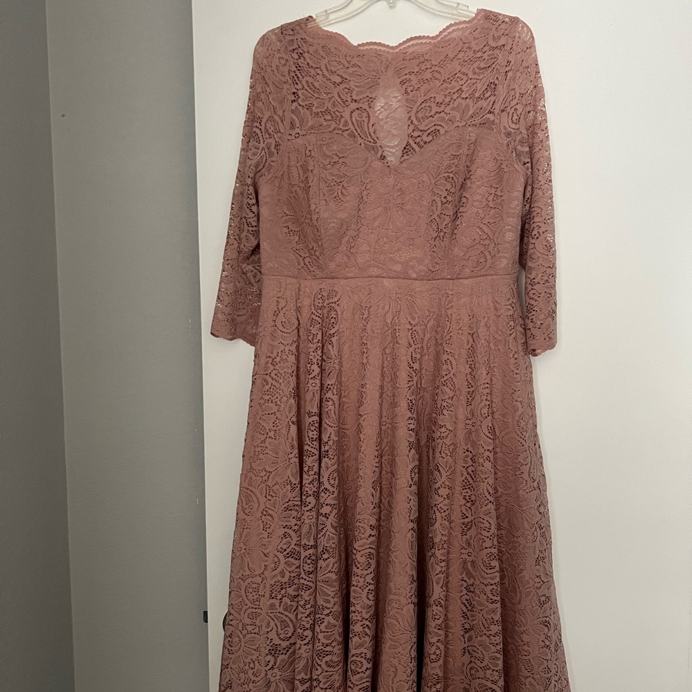 Rose lace Torrid dress size 16